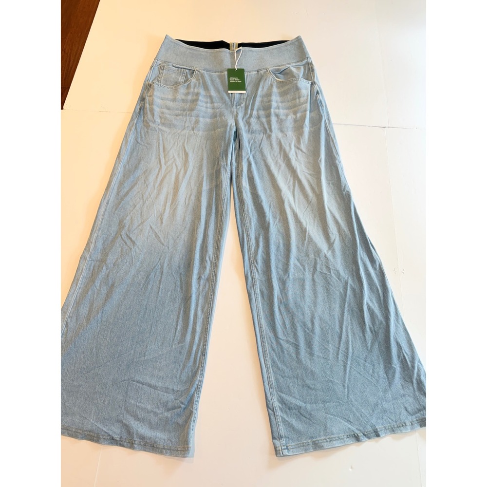 Halara Women XL Light Wash Wide Leg Pull On Jeans Athleisure Denim
